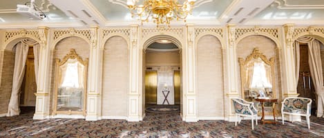 Banquet hall