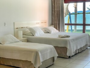 Top Class | Minibar, desk, blackout drapes, free cribs/infant beds - Pousada Recanto das Flores (Governador Celso Ramos)