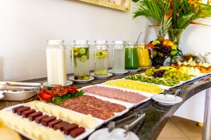 Frokostbuffé er inkludert hver dag