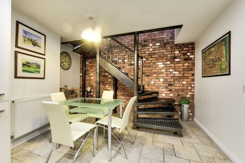 St Stephen Street Apartment