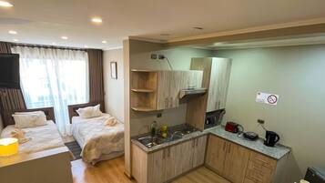 1 bedroom, premium bedding, down duvets, laptop workspace