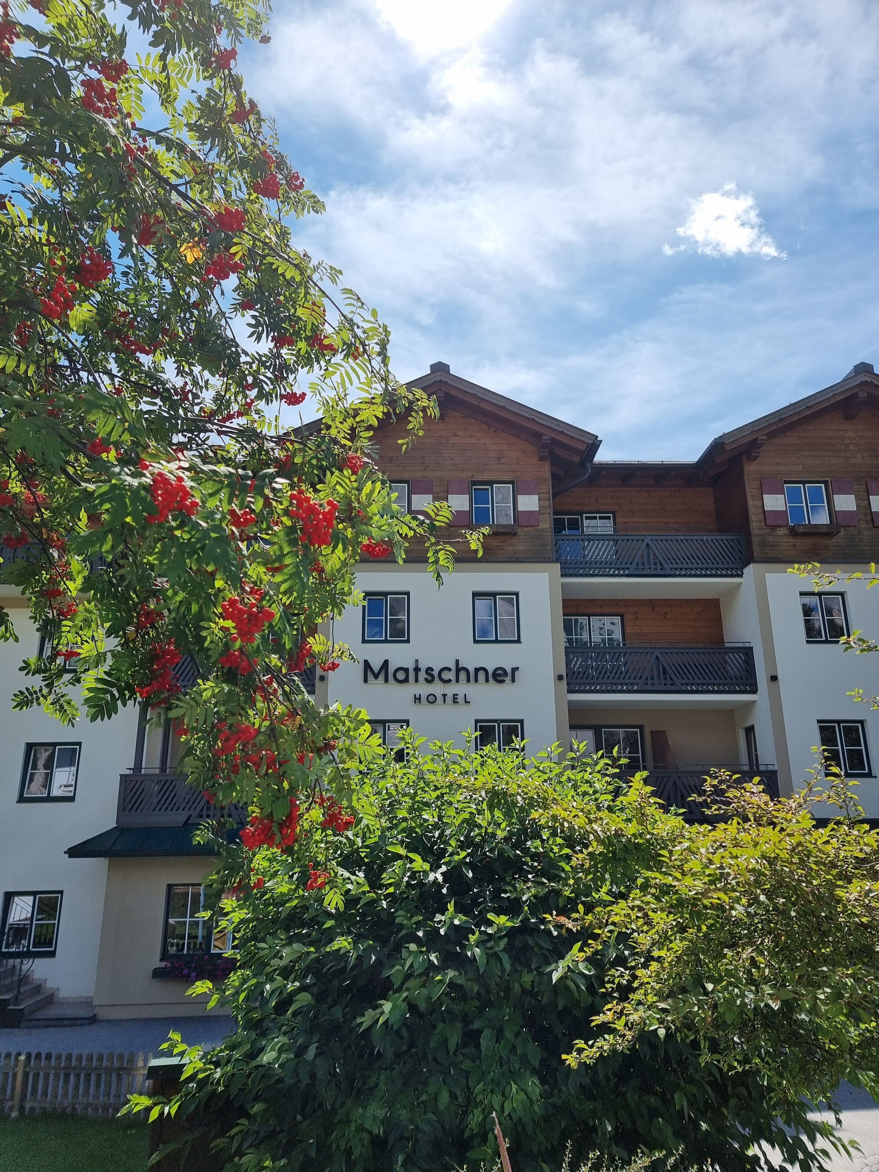 A hotel building with a sign reading 'Matschner HOTEL'.