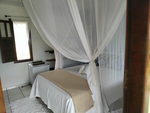 Minibar, free WiFi, bed sheets - Pousada Oceano (Porto Seguro)