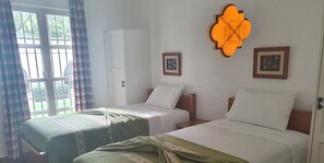 Family Bungalow | Free WiFi, bed sheets