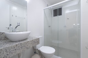 Apartment | Bathroom