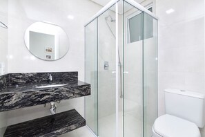 Apartment | Badezimmer | Dusche