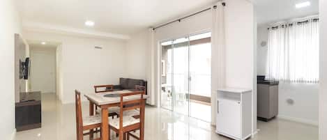 Apartment, 2 Bedrooms | Interior