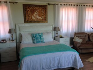 Premium bedding, individually decorated, individually furnished, desk