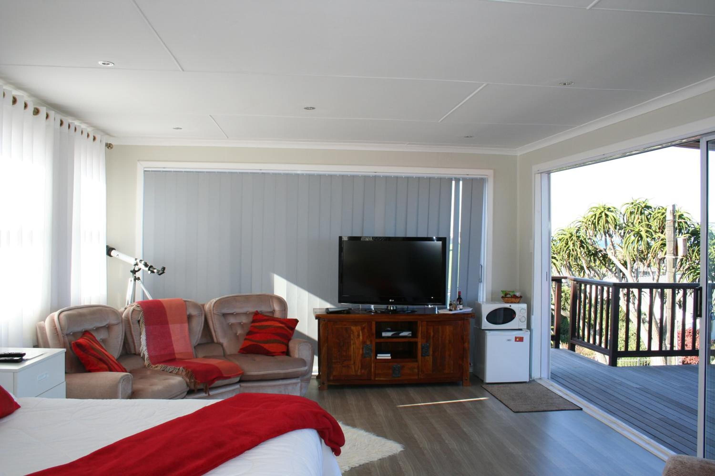 高級寢具、獨特裝潢、布置獨特、書桌