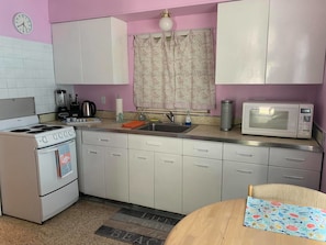 Superior Bungalow | Private kitchen