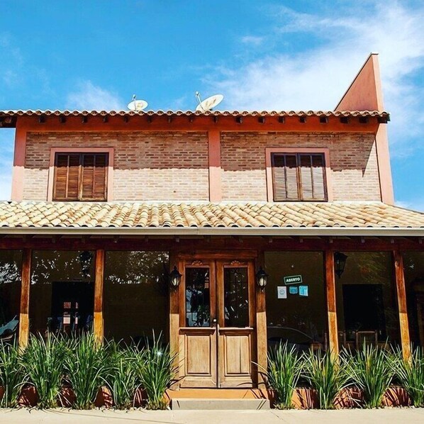 Front of property - Pousada Tapajós (Bonito)