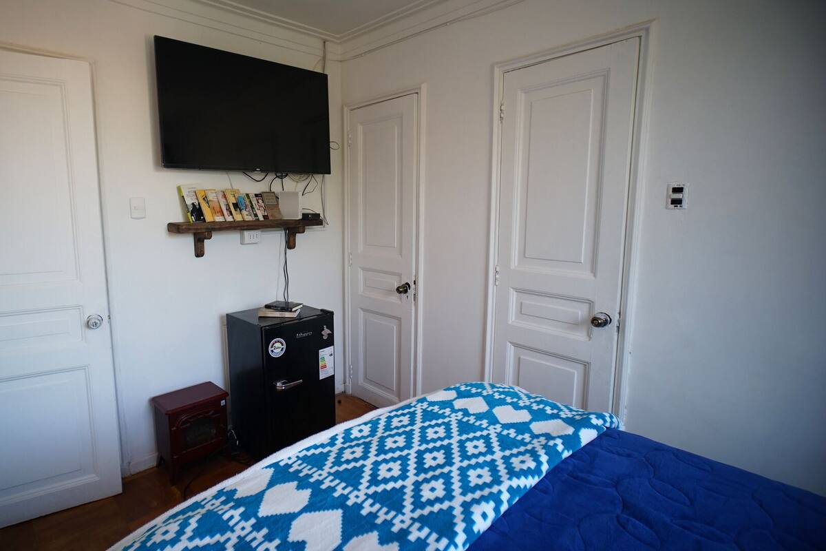 Minibar, blackout curtains, free WiFi, bed sheets