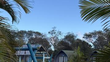 Children’s play area – outdoor