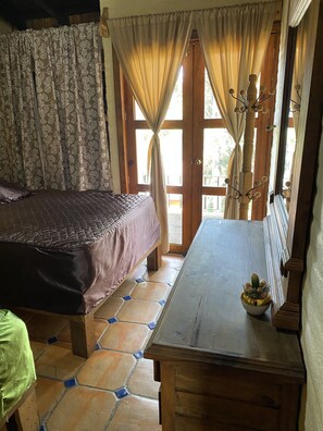 3 habitaciones, wifi gratis y ropa de cama 