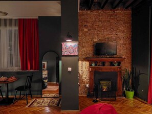 Deluxe Quadruple Room | 1 bedroom, iron/ironing board, free WiFi, bed sheets