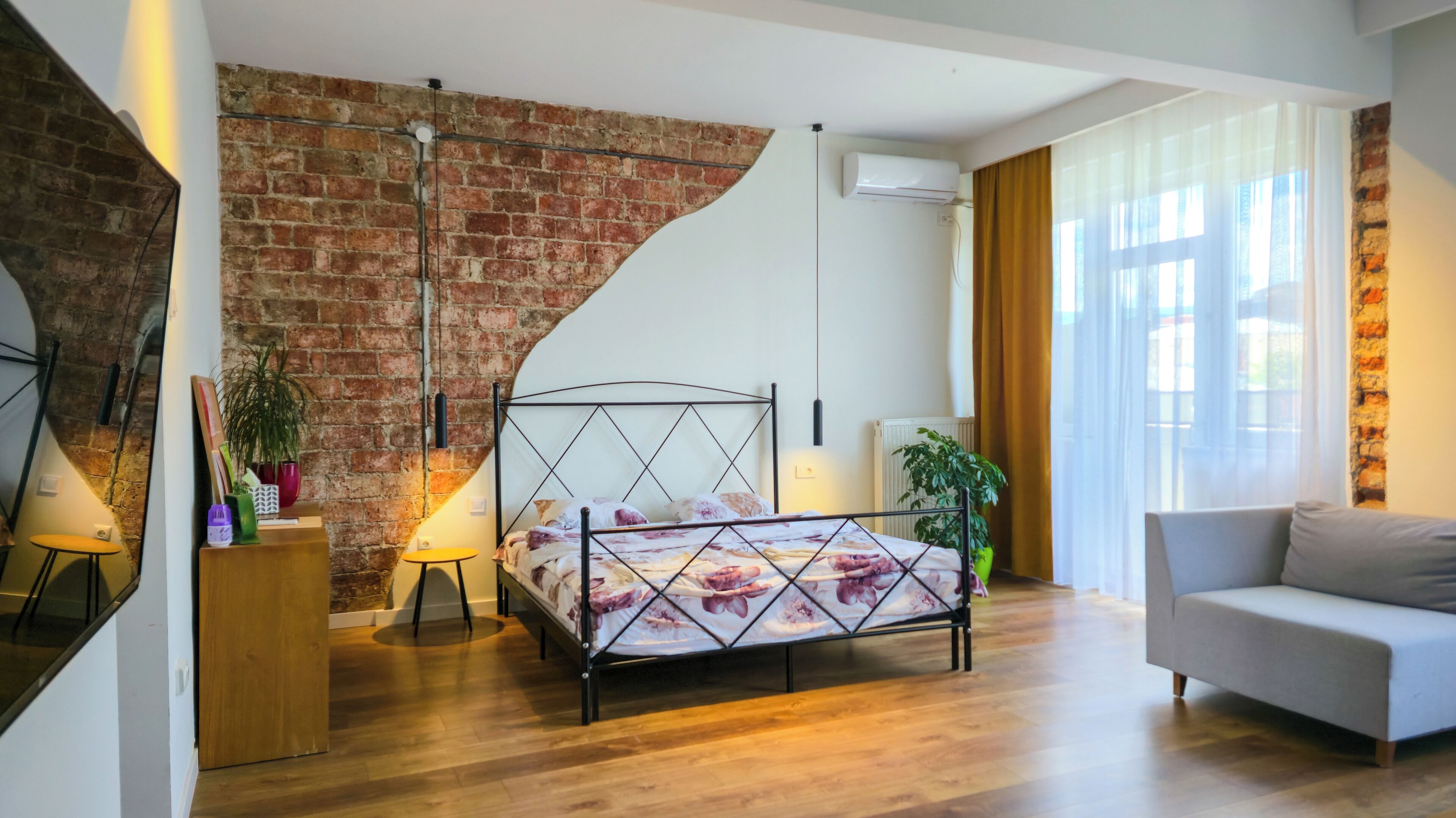 Exclusive-huoneisto | Silitysrauta/-lauta, ilmainen Wi-Fi, vuodevaatteet