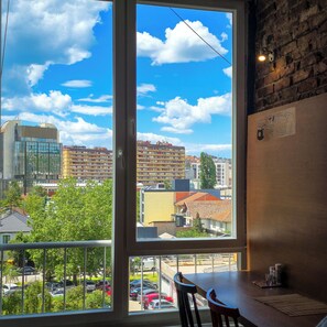 独特公寓 | 1 多间卧室、熨斗/熨板、免费 WiFi、床单