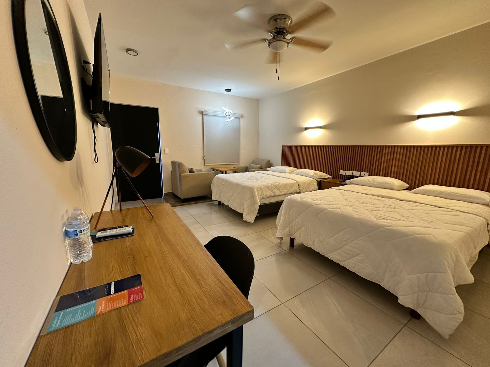 Habitació doble executiva | Planxa i posts de planxar, wifi gratuïta i roba de llit 