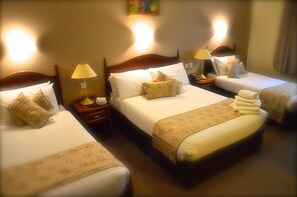 Free WiFi, bed sheets, wheelchair access - Hotel Curracloe (Curracloe)