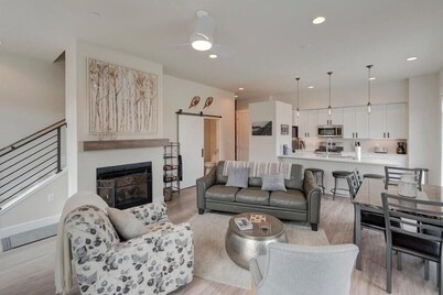 Hideaway Station #25 - 2 Br Condo