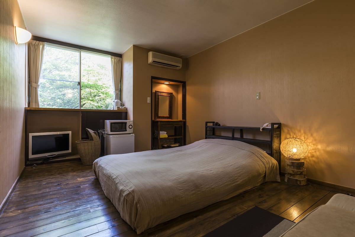 Habitación doble económica | Camas extra y wifi gratis