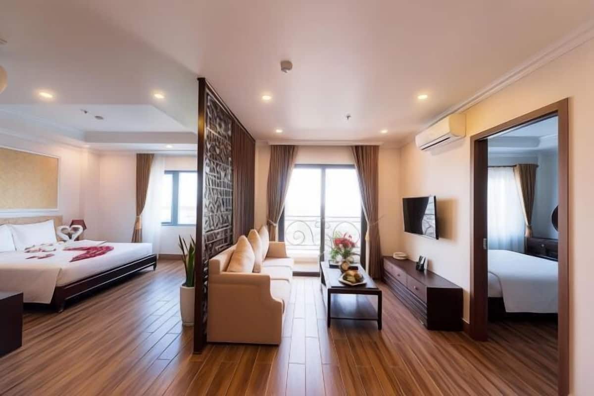 1 slaapkamer, een minibar, een kluis op de kamer, een bureau