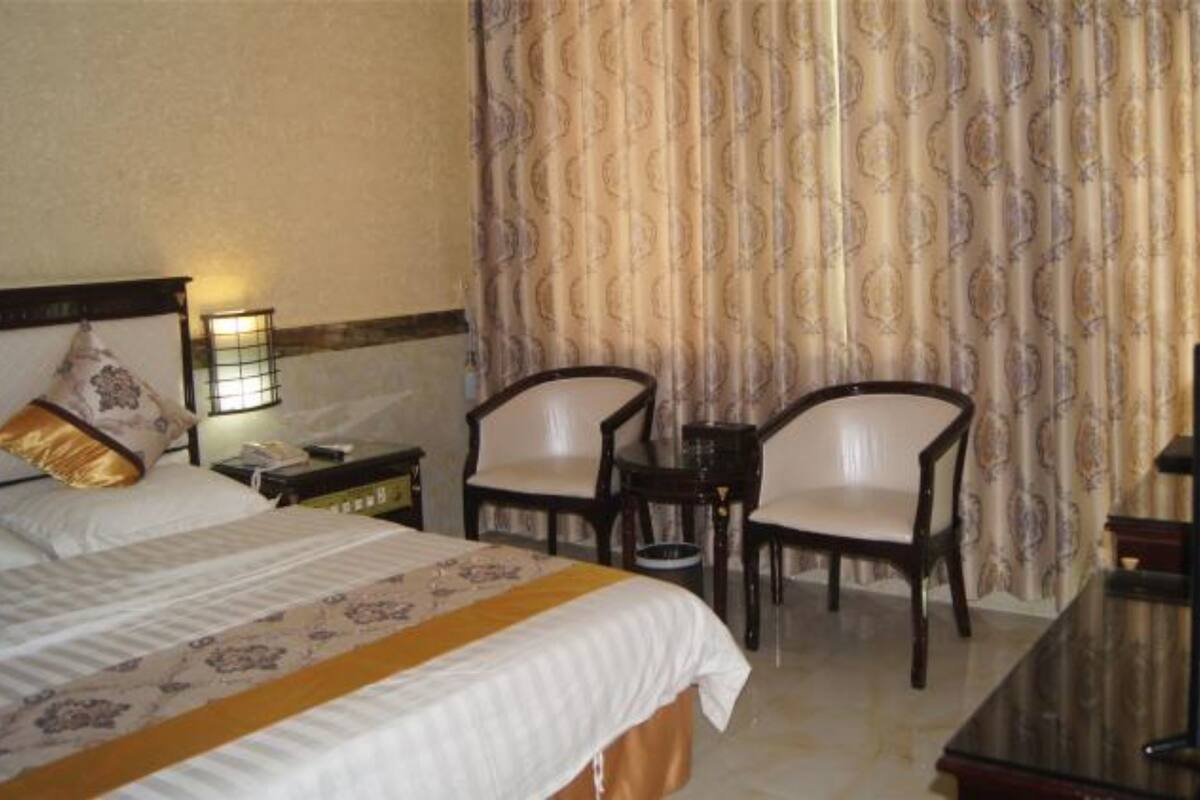 Superior Double Room | Desk, blackout curtains, free WiFi, bed sheets