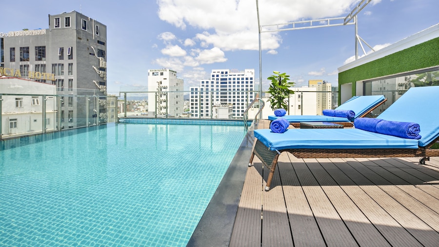 Celina Hotel & Apartment