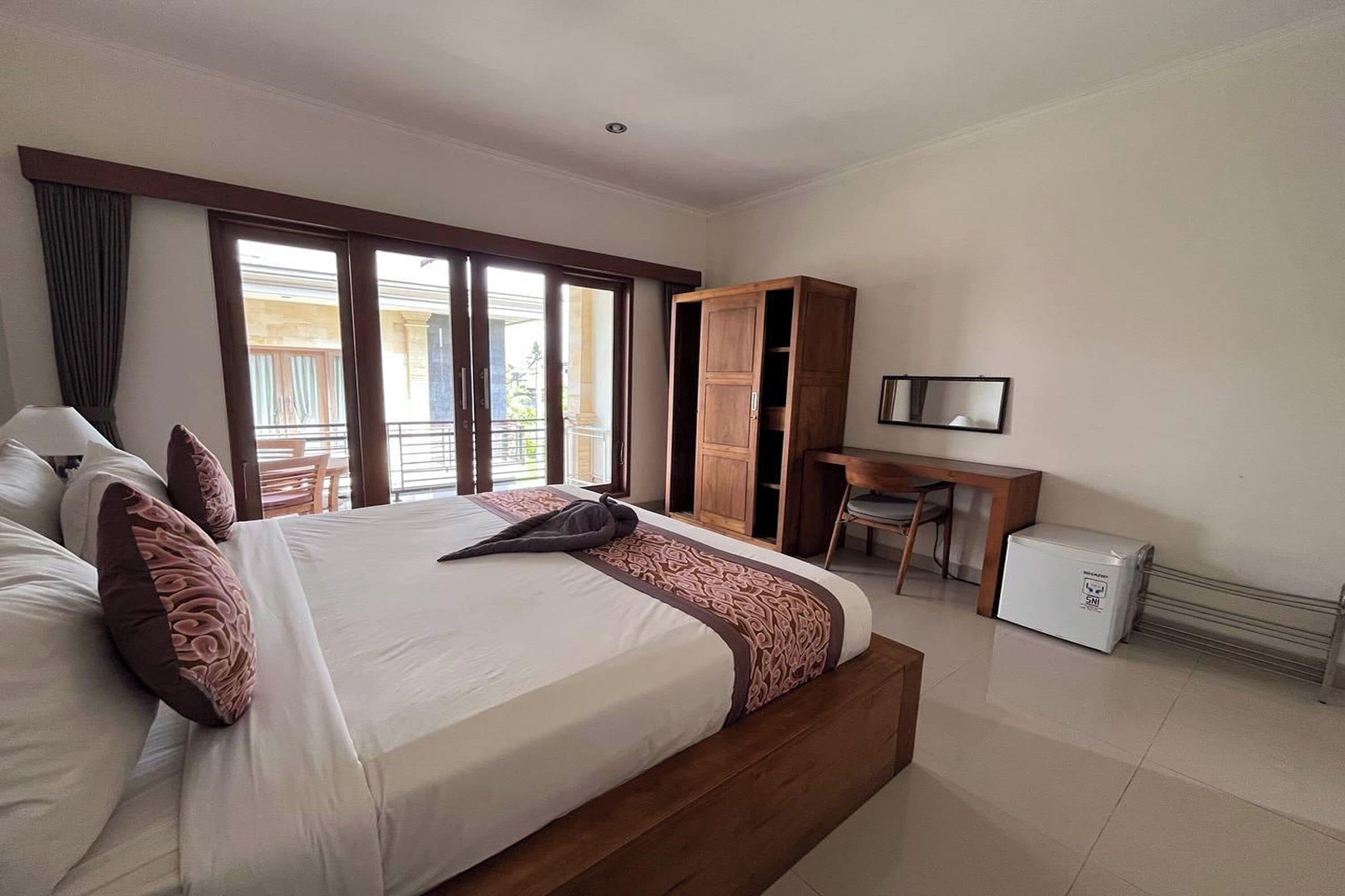 Standard Room | Water view