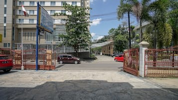 Free self-parking