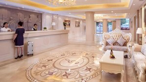 Lobby - Vienna Hotel Shanghai International Tourist Resort Xiuyan Road Metro Station Bra (Shanghai)