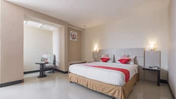 Kamar Double Deluks | Meja kerja, Wi-Fi gratis, dan seprai linen