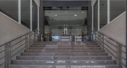 OYO 1081 Allson City Hotel Makassar