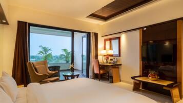 In-room safe, iron/ironing board, rollaway beds, free WiFi