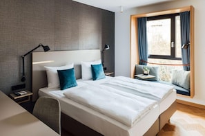 Unclassified image, 3 of 55, button