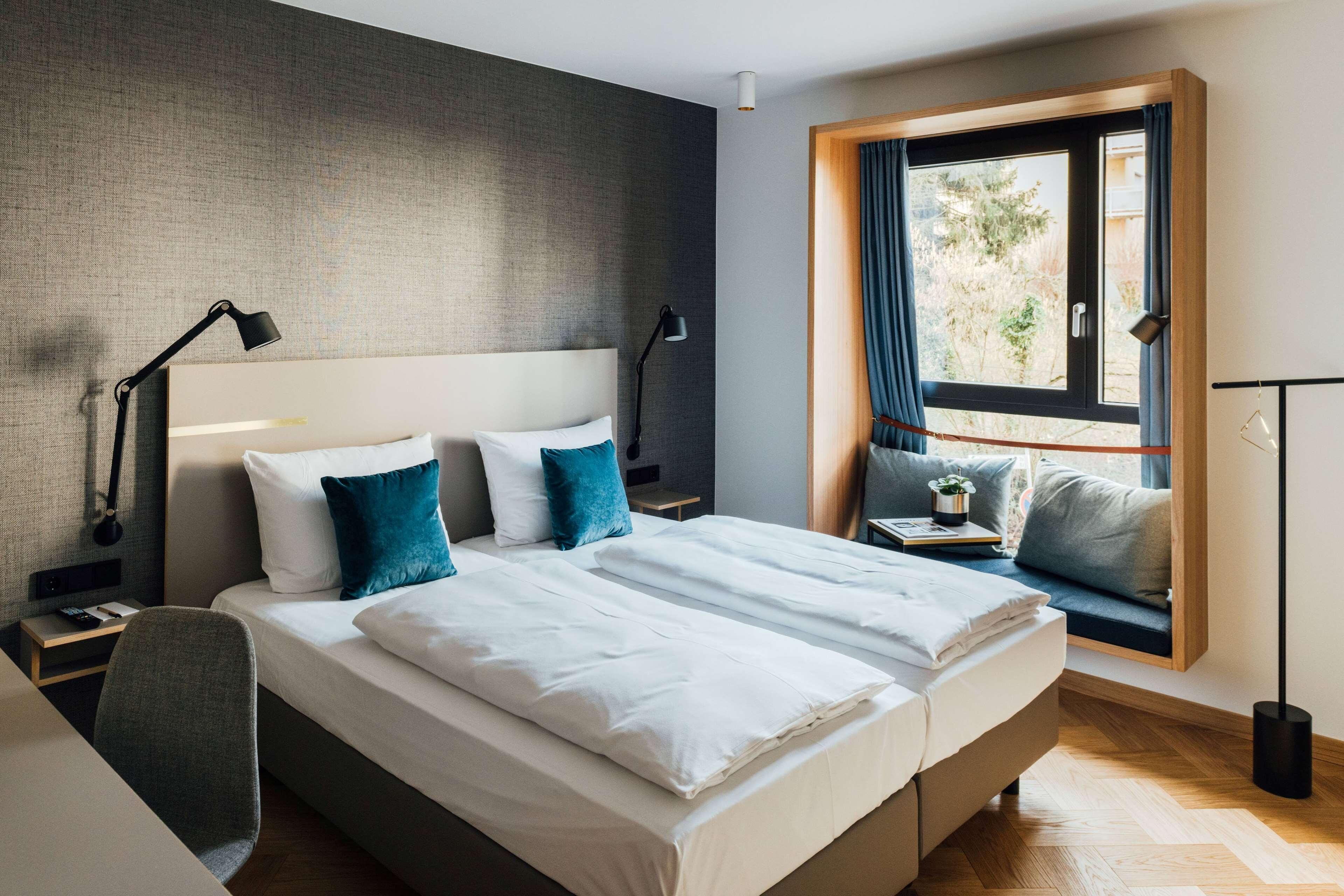 Allergikerbettwaren, Zimmersafe, Schreibtisch