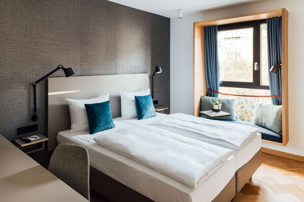 Superior-Doppelzimmer | Allergikerbettwaren, Zimmersafe, Schreibtisch