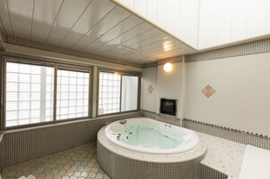 Habitación Deluxe doble | Bañera de hidromasaje