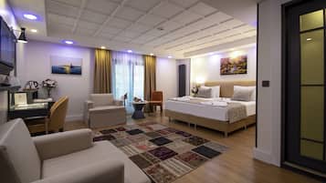 Chambre Familiale (with Sofa Bed)