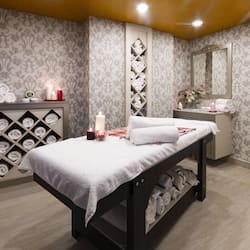 Couples treatment rooms, sauna, steam room, Turkish bath