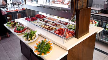 Desayuno buffet incluido todos los días