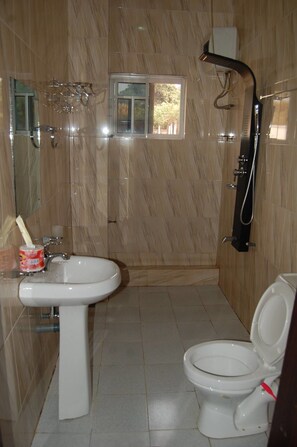 Executive Room | Bathroom
