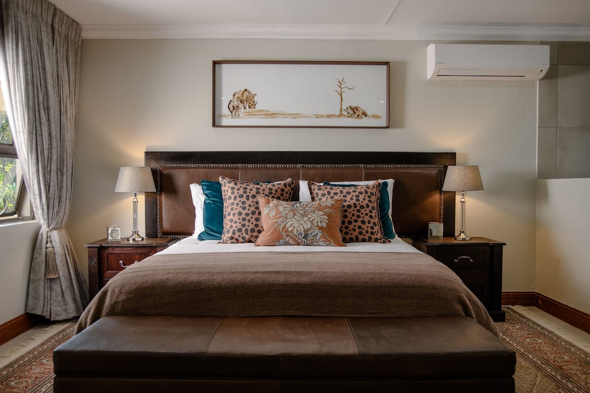 In-room safe, desk, blackout drapes, free WiFi