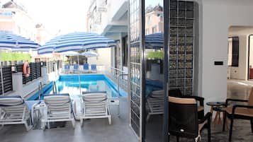 Seasonal outdoor pool