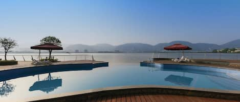 Indoor pool, seasonal outdoor pool