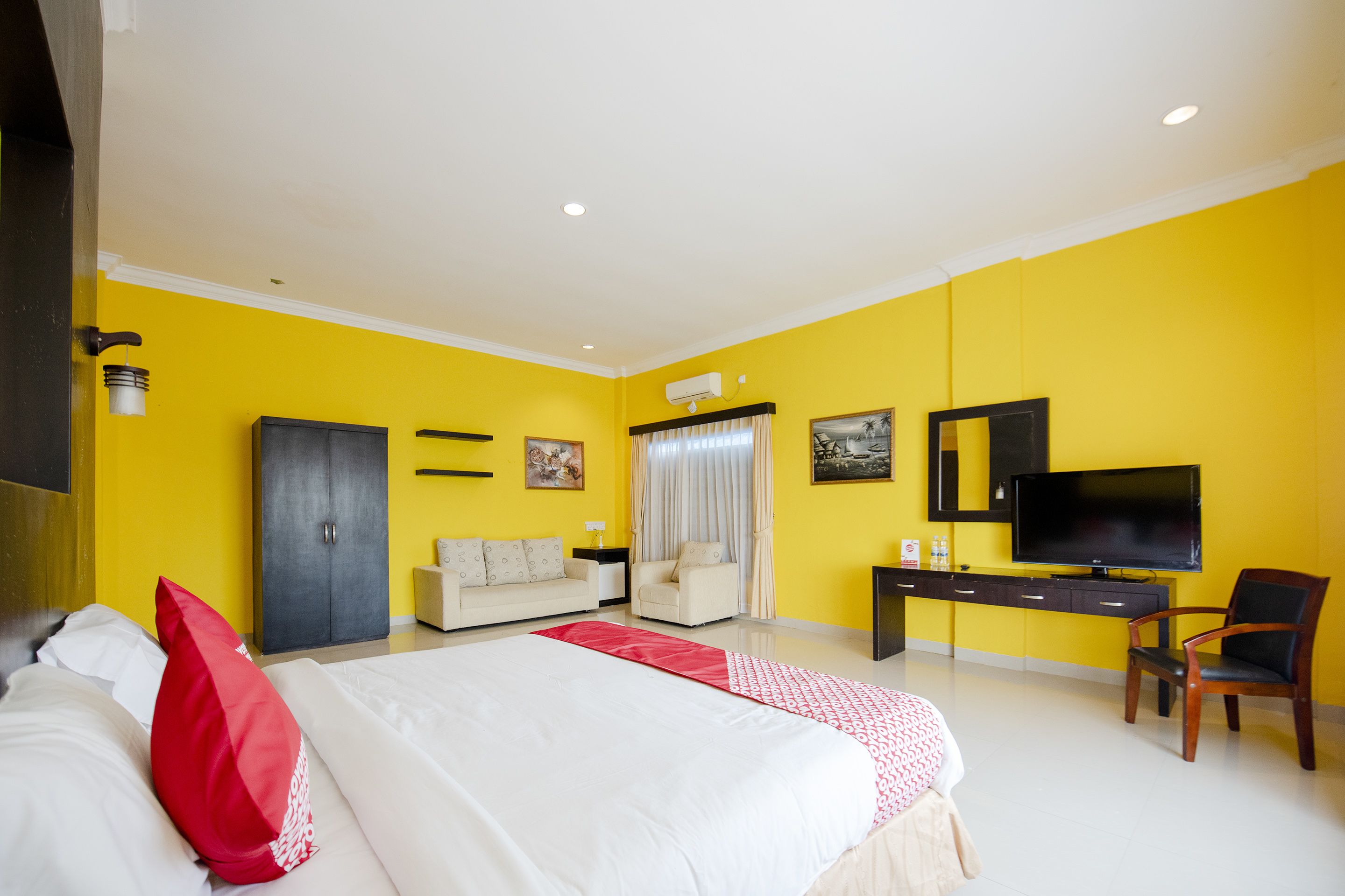 Deluxe Suite | Room amenity