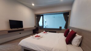 2 Bedrooms with Private Pool Villa | 2 間睡房、房內夾萬、書桌、免費 Wi-Fi