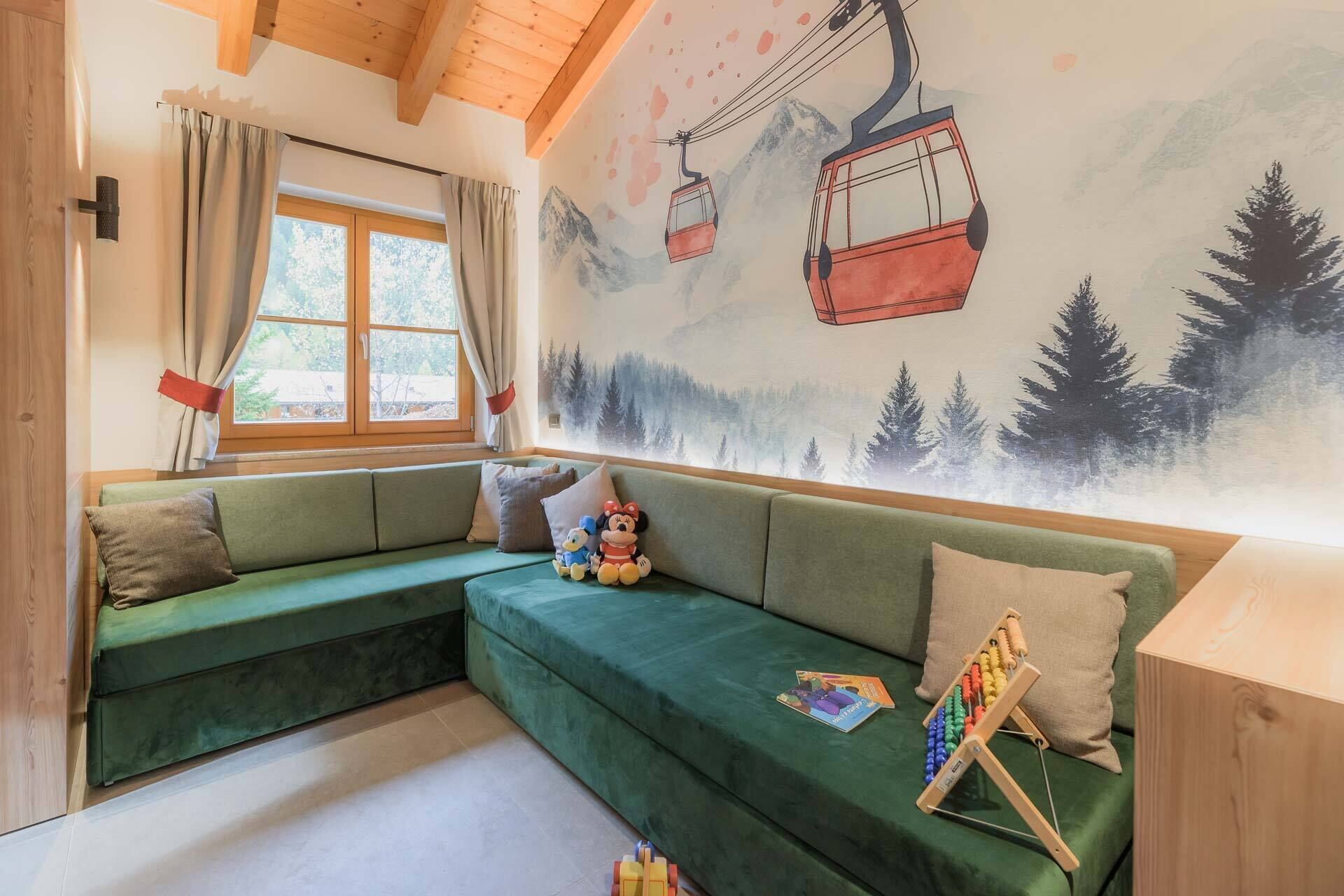 Chalet | Living area | Flat-screen TV, table tennis, heated floors