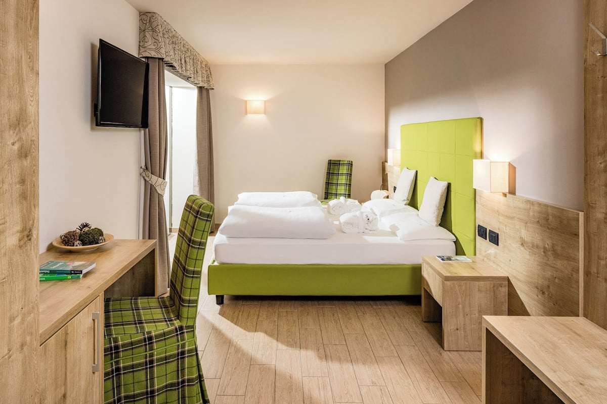 Classic Double Room