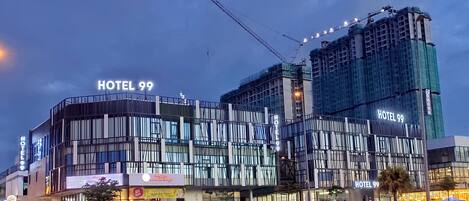 Front of property - evening/night